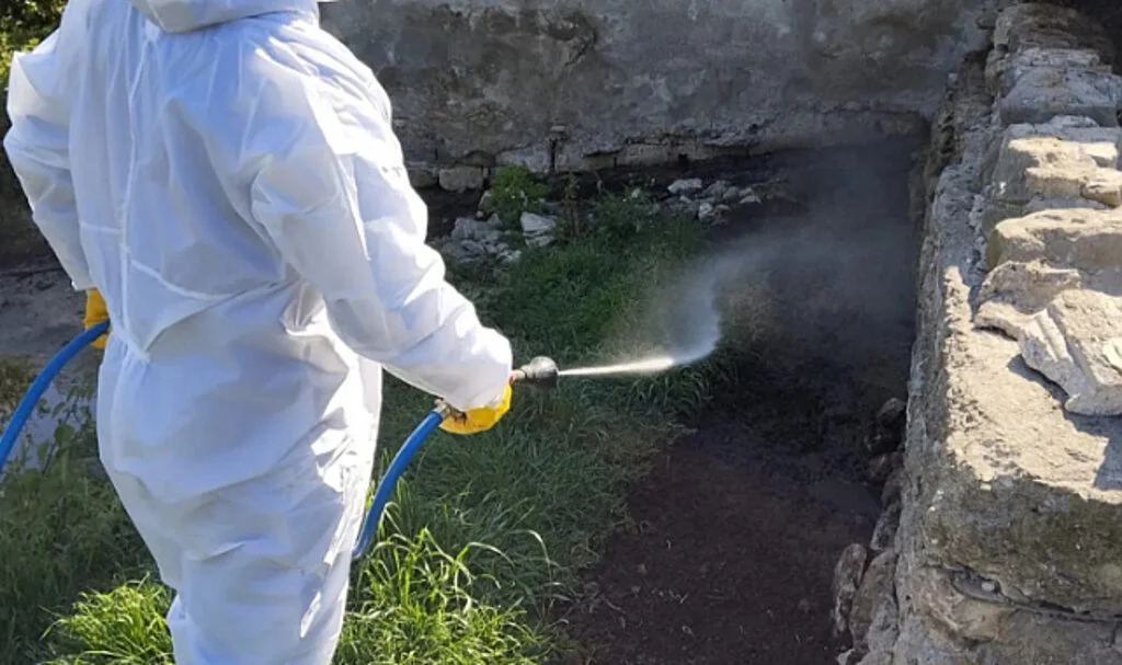 Alaçam'da haşerelere  karşı ilaçlama yapıldı 