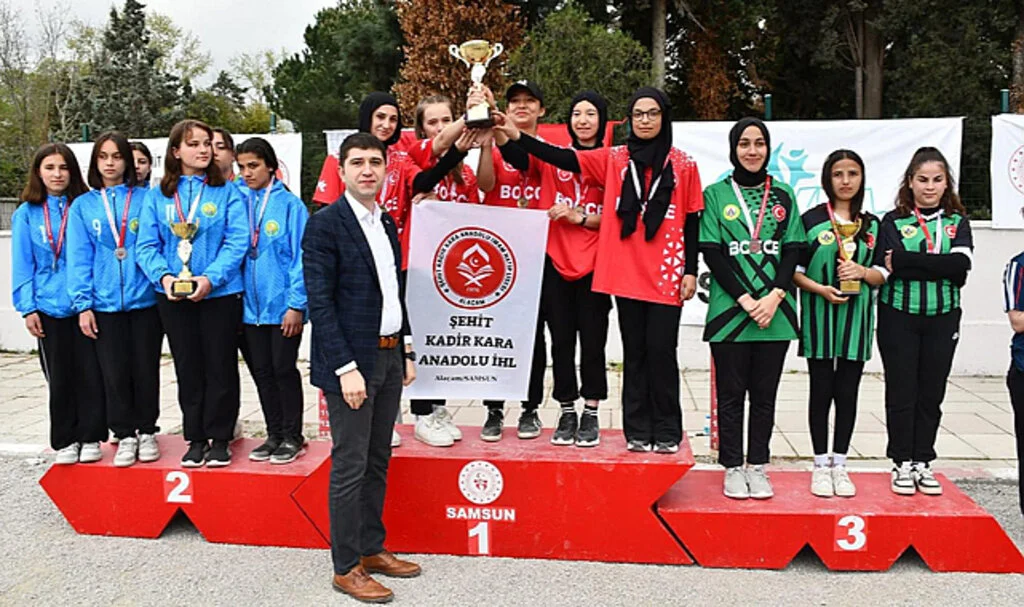Alaçam'da Okul Sporları Bocce Gençler İl Birinciliği Müsabakaları Gerçekleştirildi