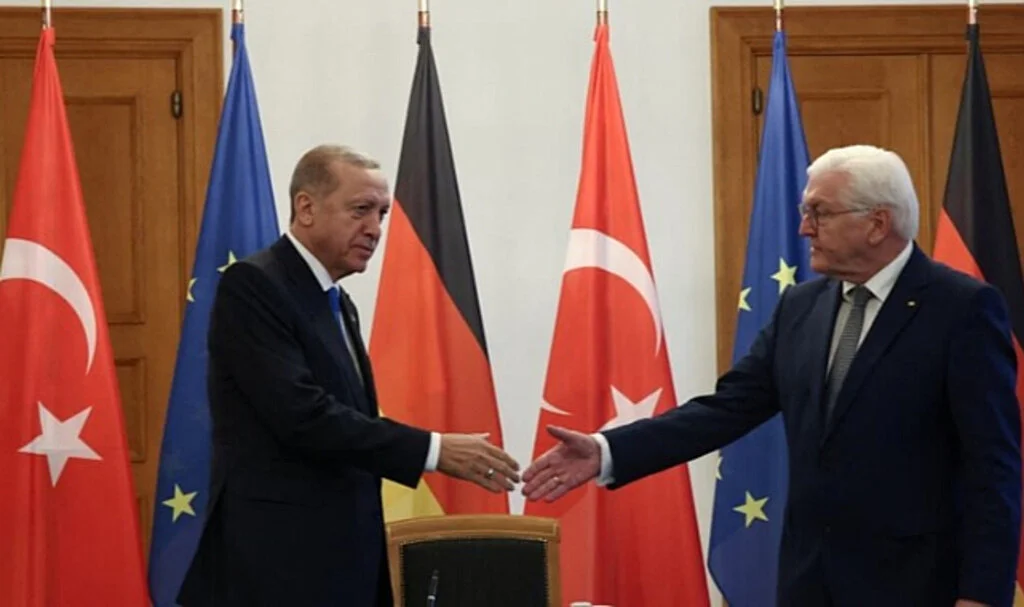 Almanya Cumhurbaşkanı, Türkiye'ye Demokrasi ve İnsan Hakları Çağrısı Yaptı