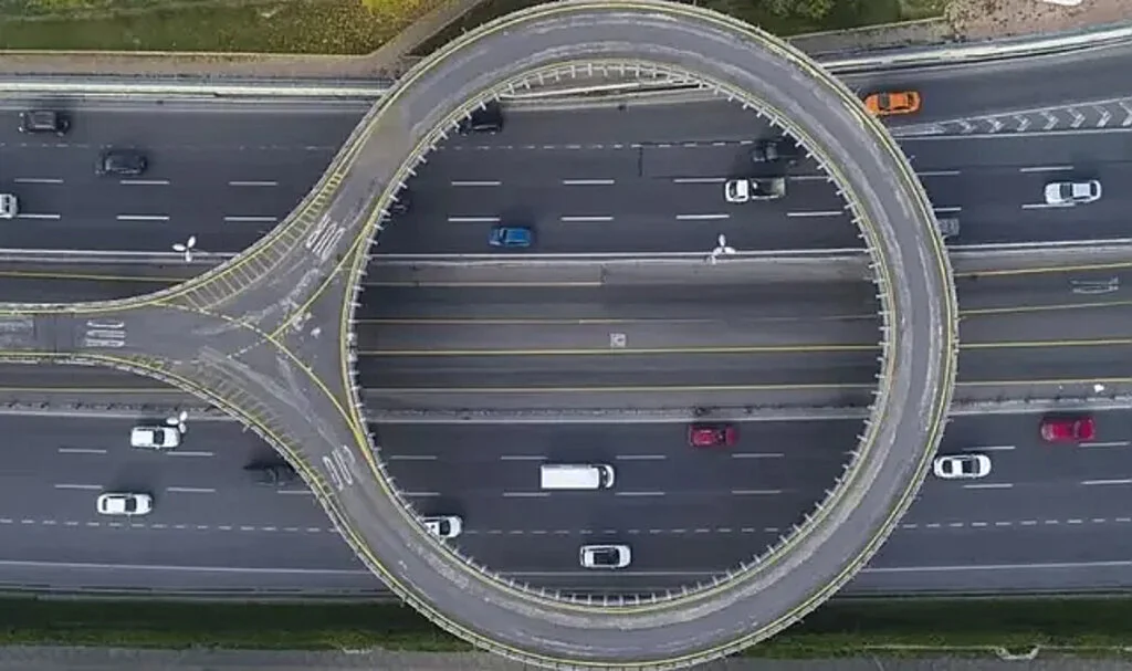 Araç Sahiplerini İlgilendiren Gelişme: Akıllı Yollar Yolda