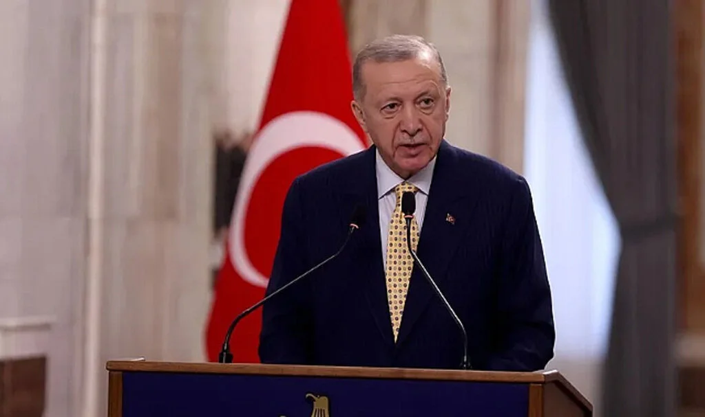 Bomba Kulis: Erdoğan'ın Yarınki MYK Toplantısında Bazı İsimler Görevden Alınabilir