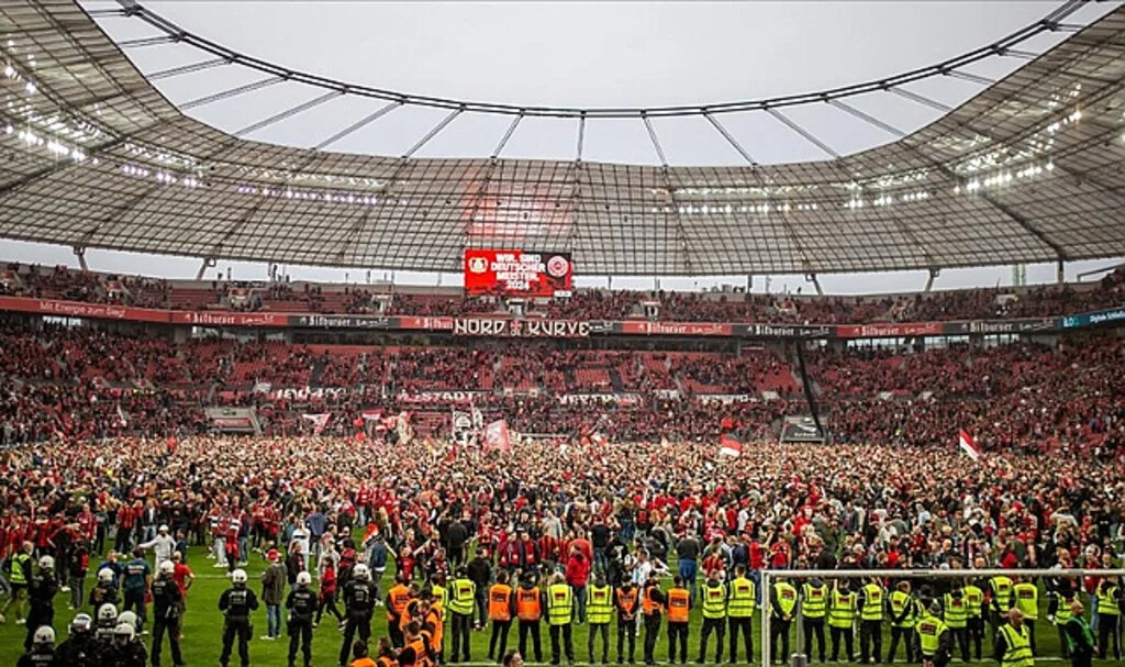 Bundesliga'da Bayer Leverkusen Tarihinde İlk Kez Şampiyon!
