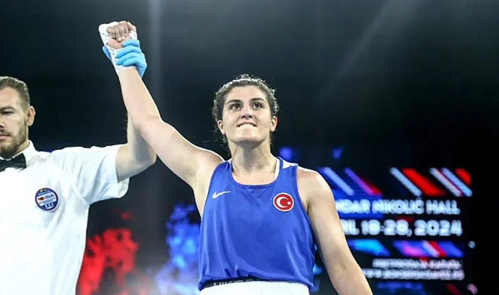 Busenaz Sürmeneli, Avrupa Boks Şampiyonası Şampiyonu Oldu!