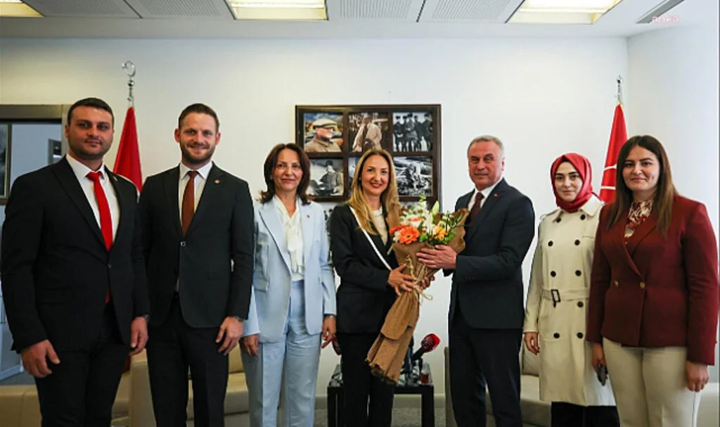 CHP-AK Parti Bayramlaşmasında ‘İsrail ile Ticaret’ Polemiği