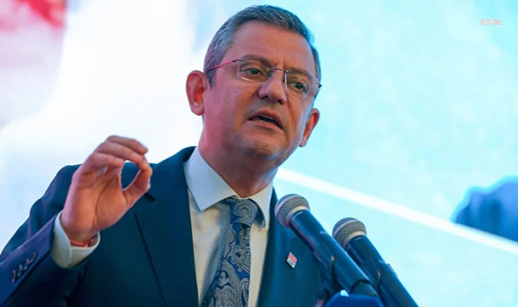 CHP Genel Başkanı Özgür Özel'den 23 Nisan mesajı