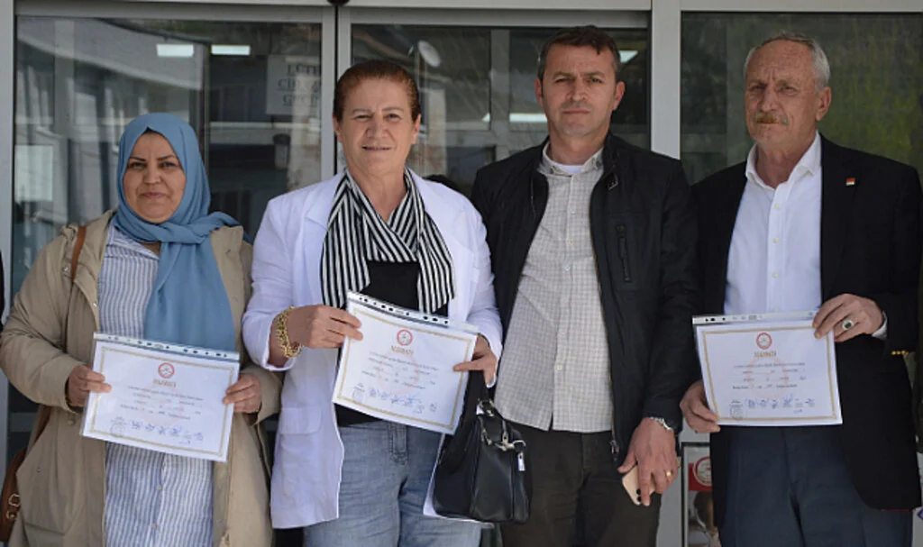 CHP Havza Belediye Meclisi üyeleri mazbatalarını aldı