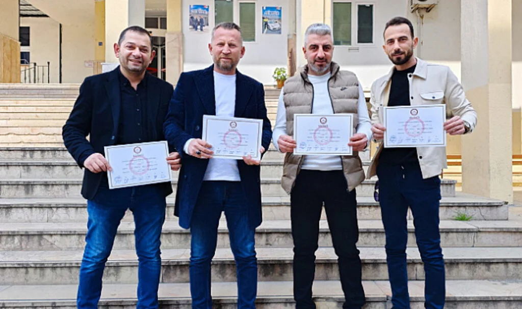 Derebahçe'nin yeni muhtarı Kazım Öksüzoğlu