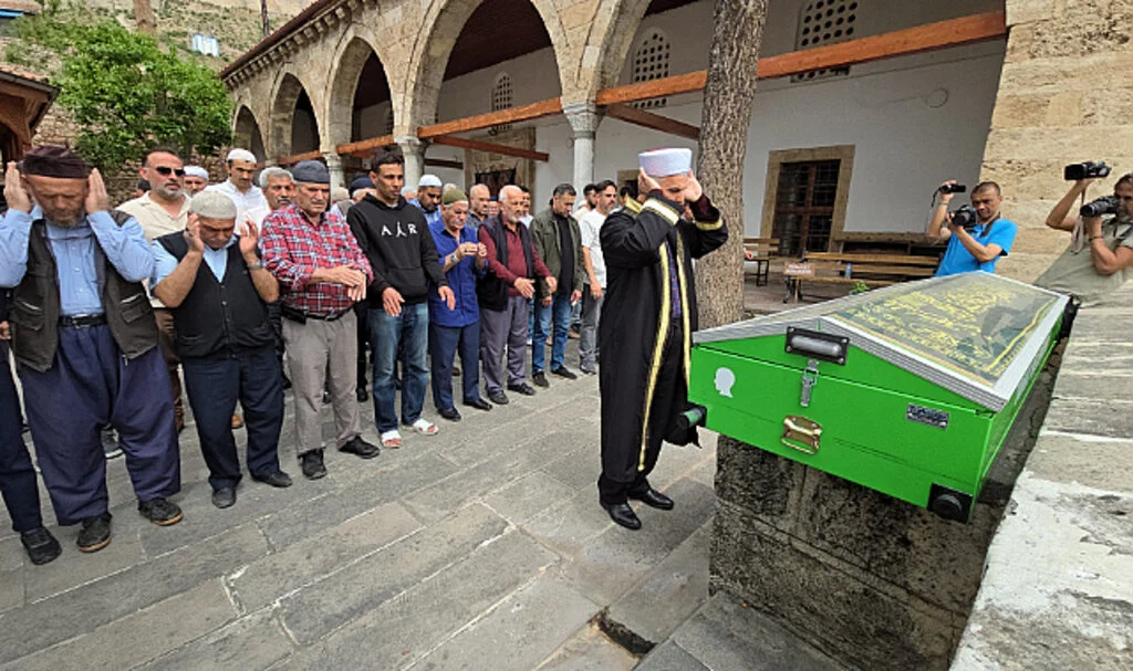 Doğum gününde  kazada can verdi 