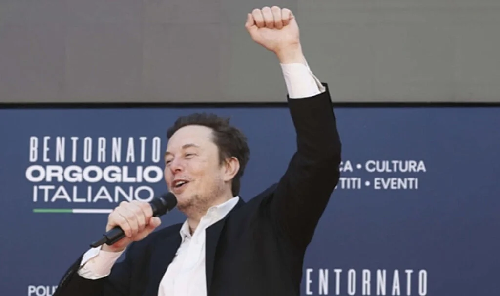 Elon Musk: Yapay zeka gelecek yıl insanları geçecek