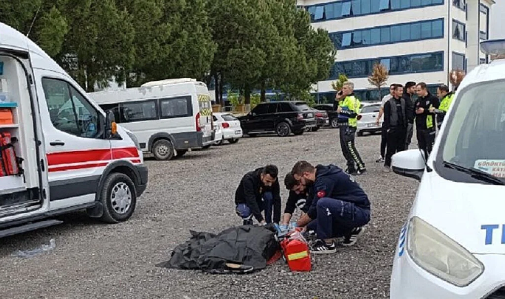 Feci Kaza: Kaldırımda Yürürken Hayatını Kaybetti