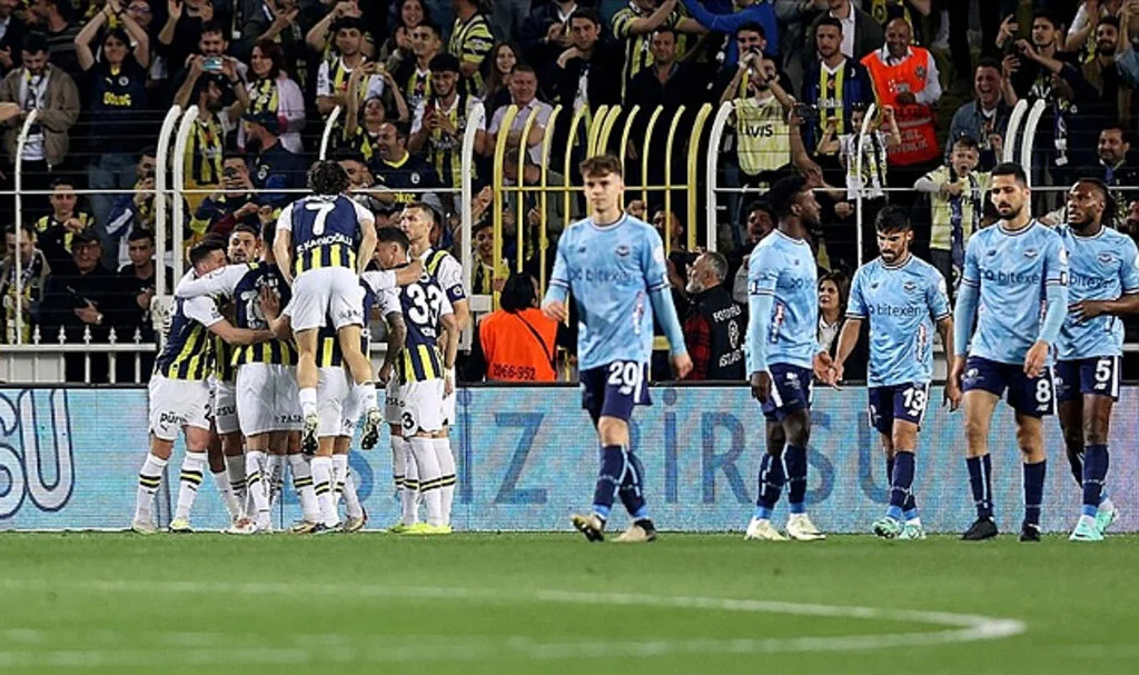 Fenerbahçe zirve yarışında hata yapmadı