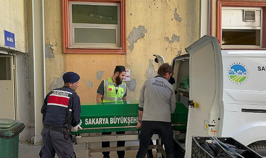Geri dönüşüm tesisi çalışanı konteynerde ölü bulundu