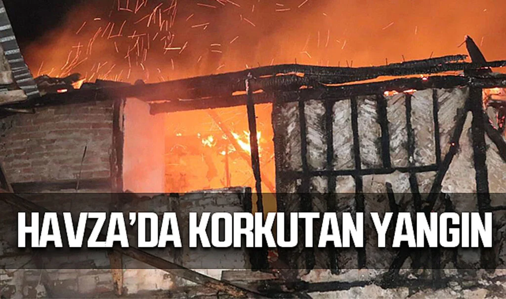 Havza'da Yangın: 2 Katlı Ahşap Ev ve Depo Alevlere Teslim Oldu