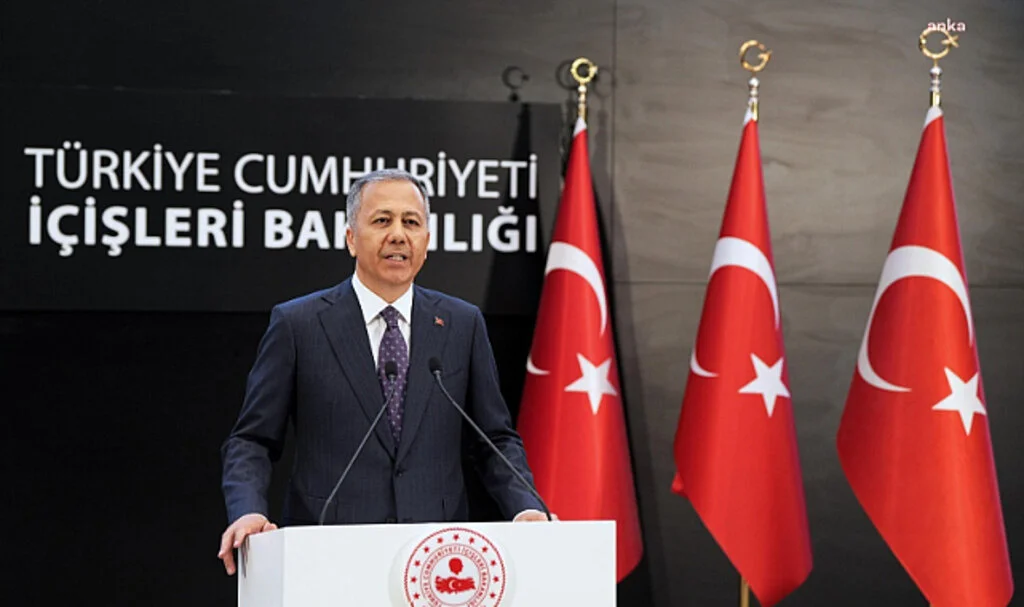 İçişleri Bakanı: "Mahzen-35 Operasyonunda Organize Suç Örgütü Üyesi 46 Şüpheli Yakalandı"