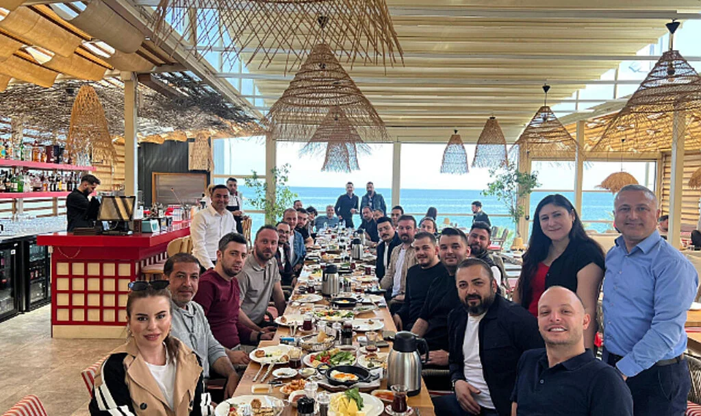 İlaç mümessilleri  MÜDAD'da buluştu