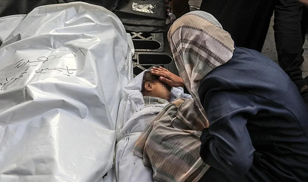 İsrail'in Gazze Şeridi'ne Gece Boyu Düzenlediği Saldırılarda En Az 19 Kişi Hayatını Kaybetti