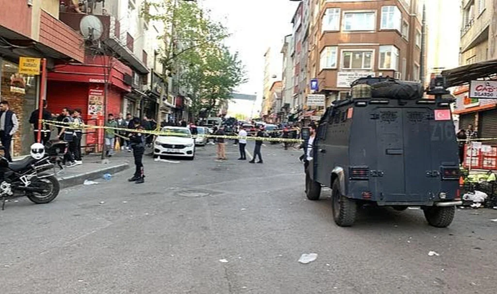 İstanbul Kağıthane'de Silahlı Saldırı: 1 ölü, 4 yaralı
