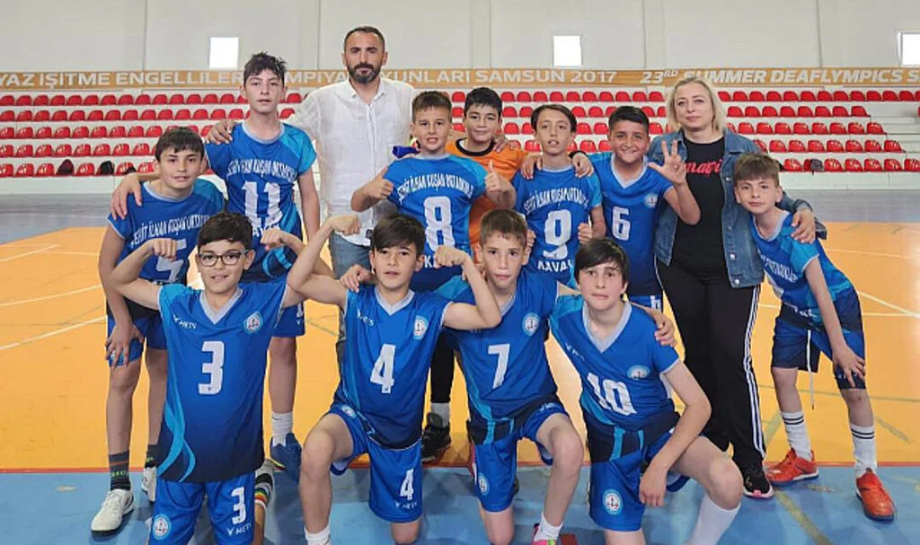 Kavak'ta 23 Nisan sporla kutlandı