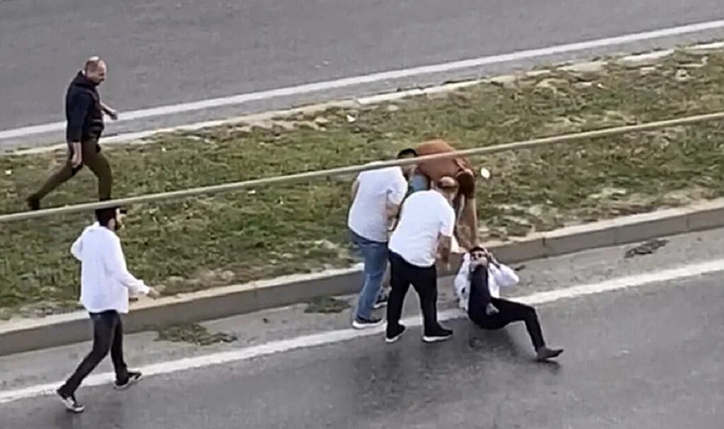 Kız Meselesi Çatışması: 1'i Ağır 6 Yaralı