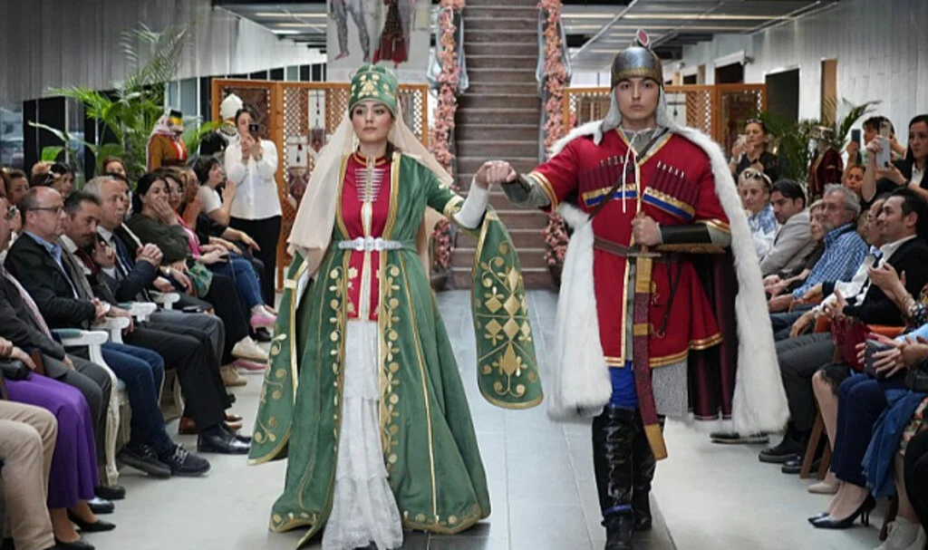 Samsun'da "Anadolu Mozaiği" Defilesi Büyük Beğeni Topladı
