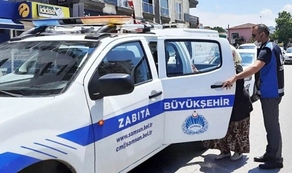 Samsun'da Dilenci Kılığındaki Hırsızlık Çetesi Tutuklandı