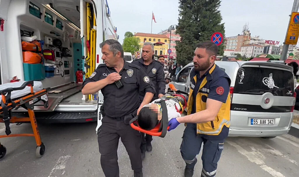 Samsun'da Motokurye Çocuğa Çarptı!