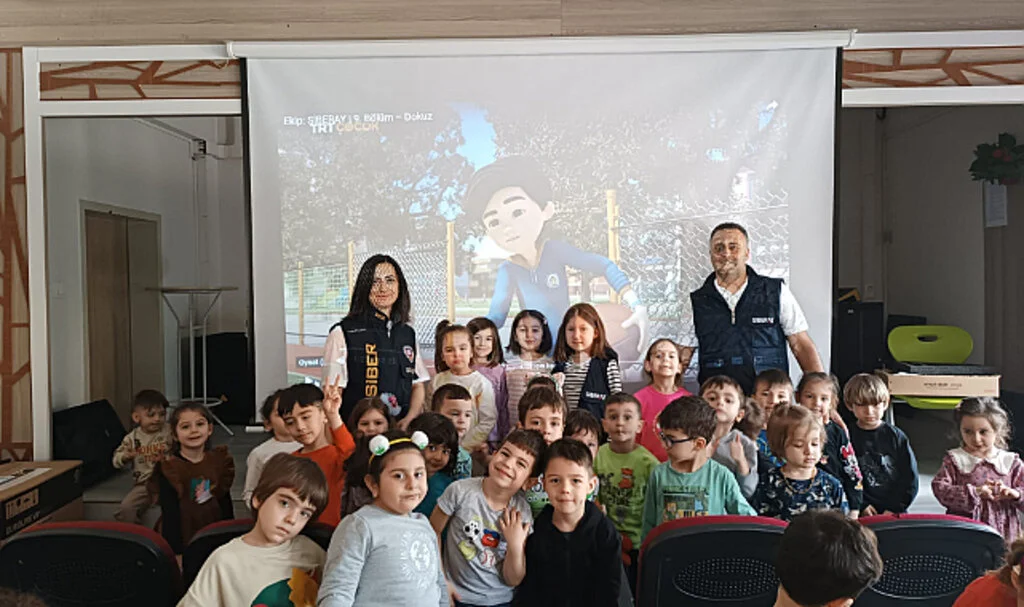 Samsun'da Siber Güvenlik Bilinci İçin Farkındalık Etkinliği Gerçekleştirildi