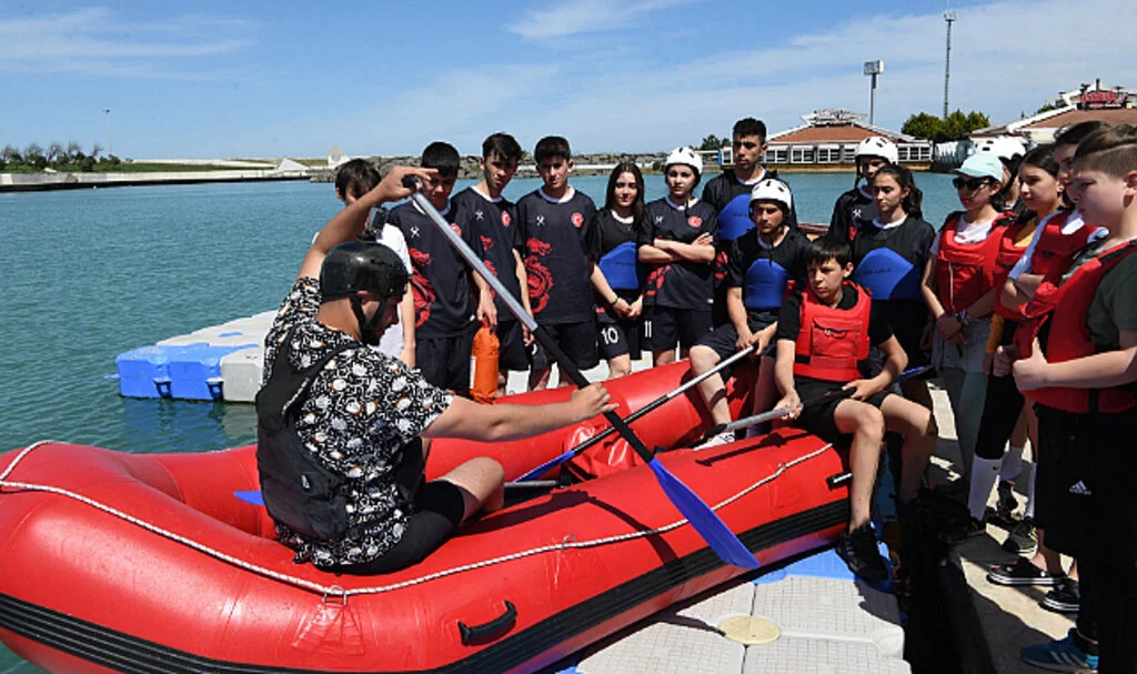 Samsun'da Türkiye Kano Federasyonu'nun Rafting Eğitim Kampları Başladı