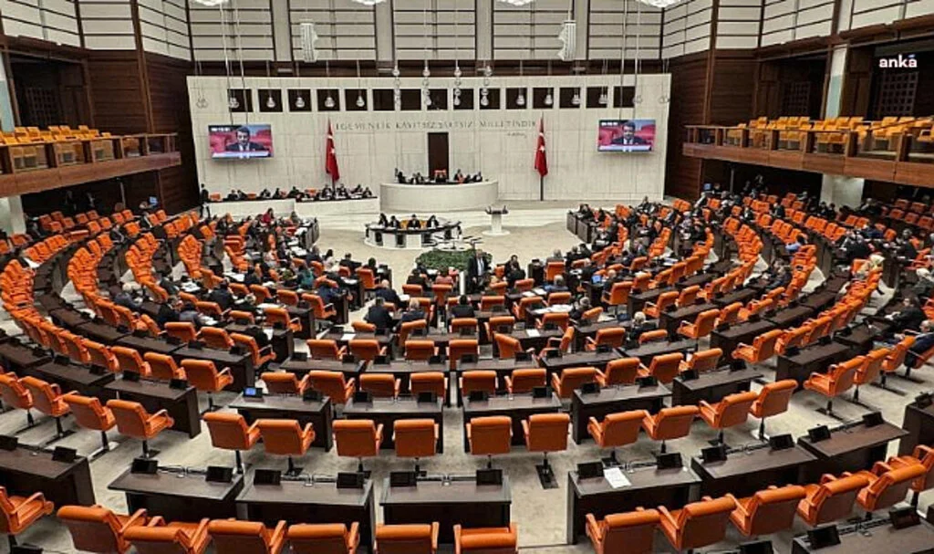 TBMM Genel Kurulu Üçüncü Kez Toplanamadı: Çalışmalar, Bayram Tatilinden Sonra Devam Edecek