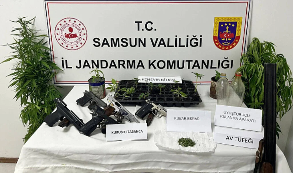 Tekkeköy'de Uyuşturucu Operasyonu: 2 Kişi Yakalandı