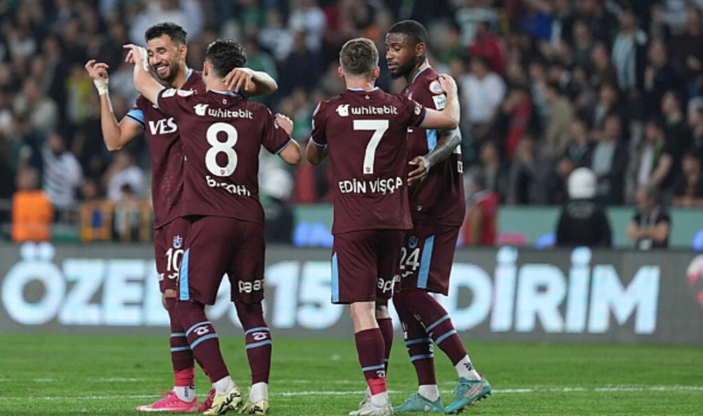 Trabzonspor, Konya'da galip