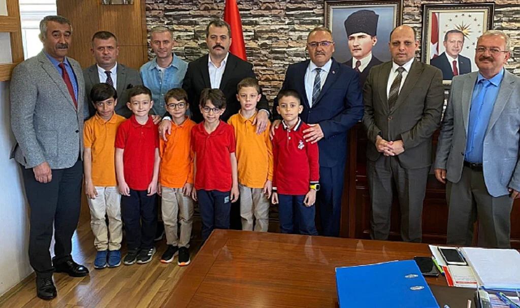Vezirköprü'nün Zeka Yıldızları Türkiye Finallerinde!
