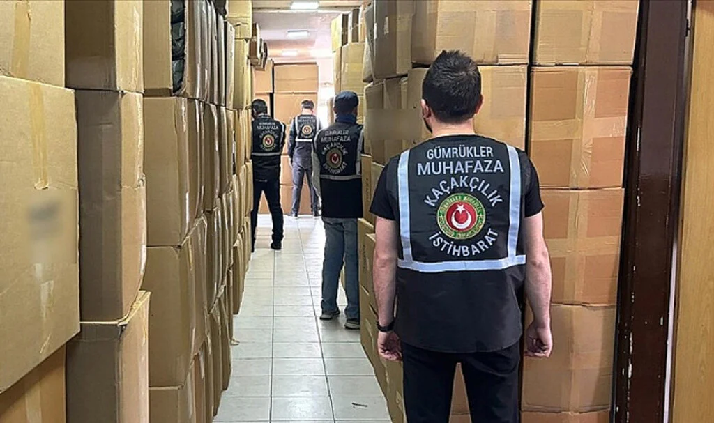 1 Milyar 22 Milyon Lira Değerinde Kaçak Eşya Ele Geçirildi