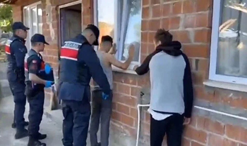 17 İlde Narkoçelik-18 Operasyonu: 272 Zehir Taciri Yakalandı
