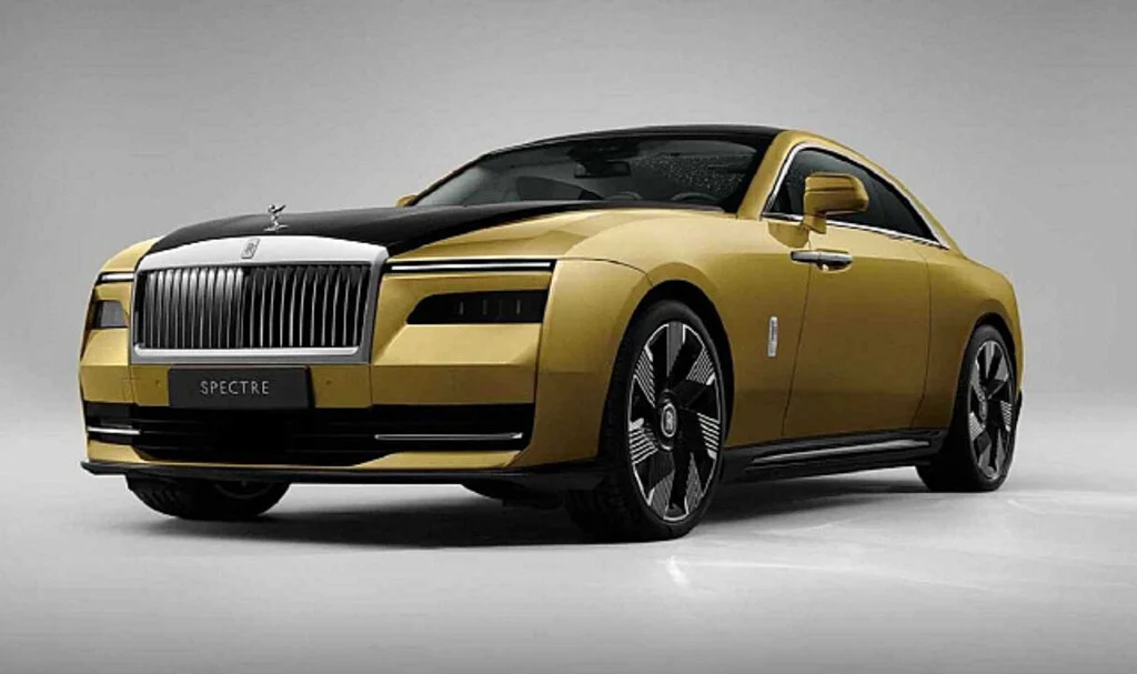 29 Milyonluk Rolls-Royce İçin Türkiye'de 110 Kişi Sıraya Girdi
