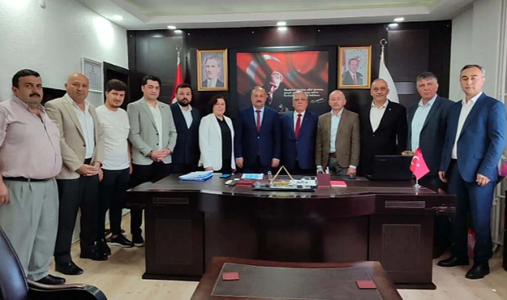 AK Parti'den Salıpazarı Belediye Başkanı Karaca'ya hayırlı olsun ziyareti