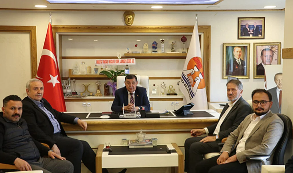 AK Parti İlçe Başkanlığı, Havza Belediye Başkanı Murat İkiz'e Ziyaret Gerçekleştirdi