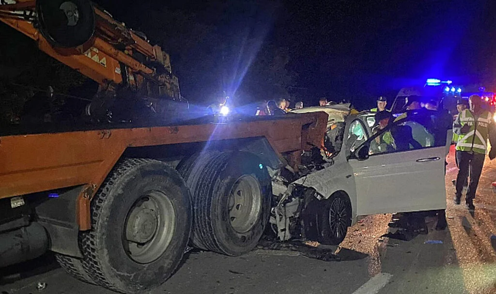 Amasya'da Vince Arkadan Çarpan Sürücü Hayatını Kaybetti