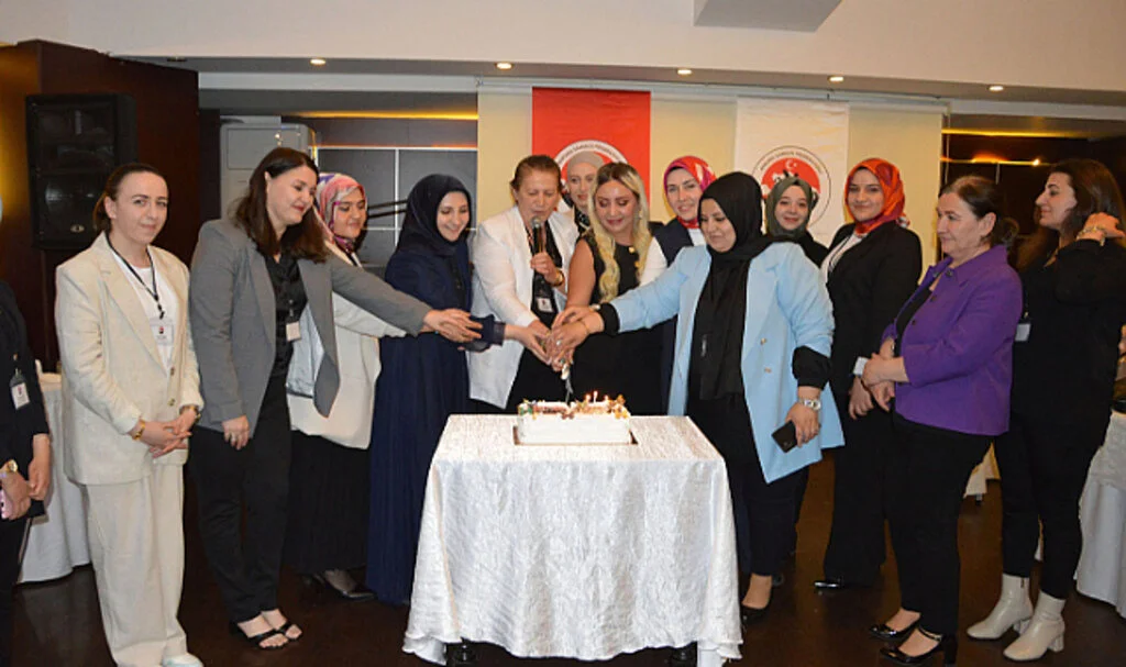 ASFED'den Anneler Günü Özel Programı