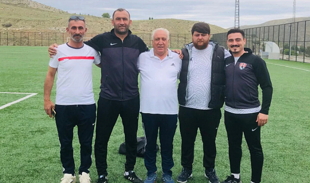 Atakum Belediyespor U15 takımı Çorum grubunda