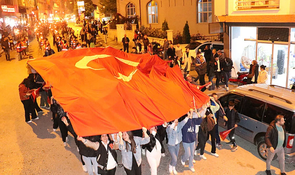 Atatürk'ün Havza'ya Gelişinin 105. Yıl Dönümü Fener Alayıyla Kutlandı