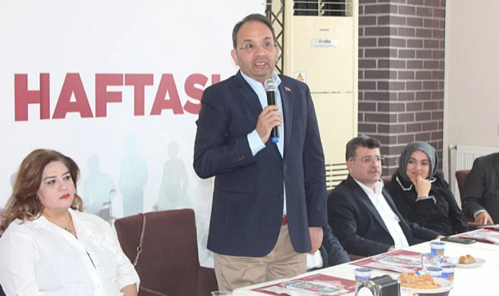 Bafra'da engelli annelerinin Anneler Günü kutlandı