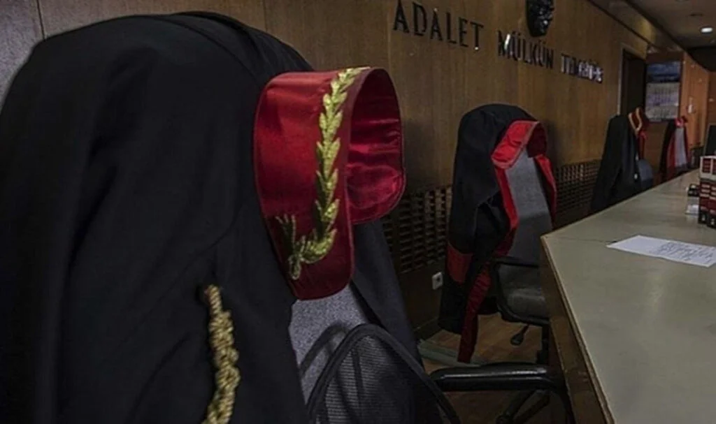 'Başörtülü Hakim' Başvurusuna Soruşturma Açıldı