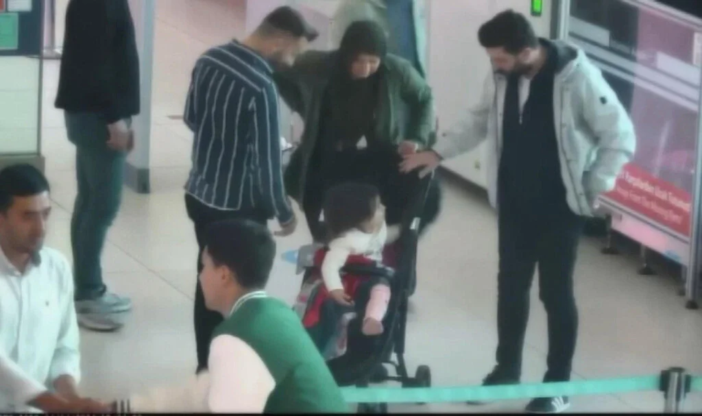Bebek Arabasından Külçe Altın Çıktı