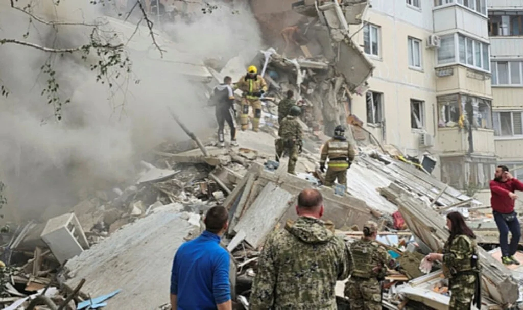 Belgorod'da Ukrayna Saldırısı: Bir Bina Yıkıldı, Çok Sayıda Ölü ve Yaralı