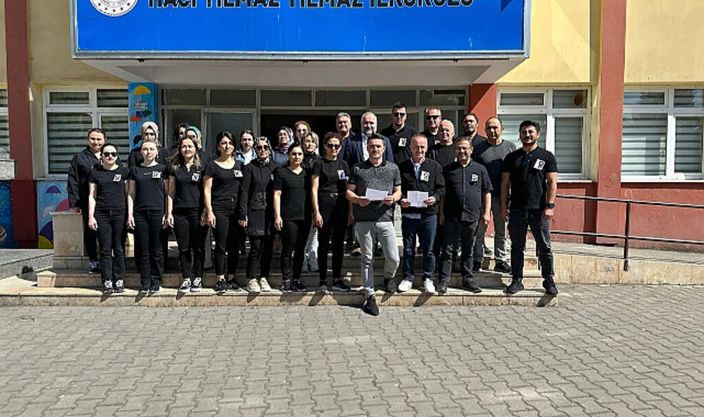 Çarşamba'da Öğretmenler İlk Derse Girmedi