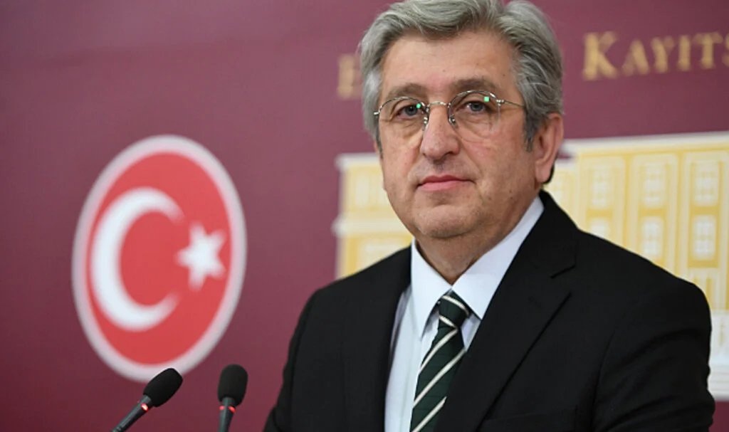 CHP Samsun Milletvekili Murat Çan: Tüm benliğimizle Cumhuriyet'e sarılıyoruz