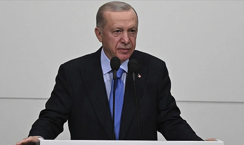 Cumhurbaşkanı Erdoğan: Evlatlarımıza Çağdaş Normlara Uygun Yeni Anayasa Borcumuz Var
