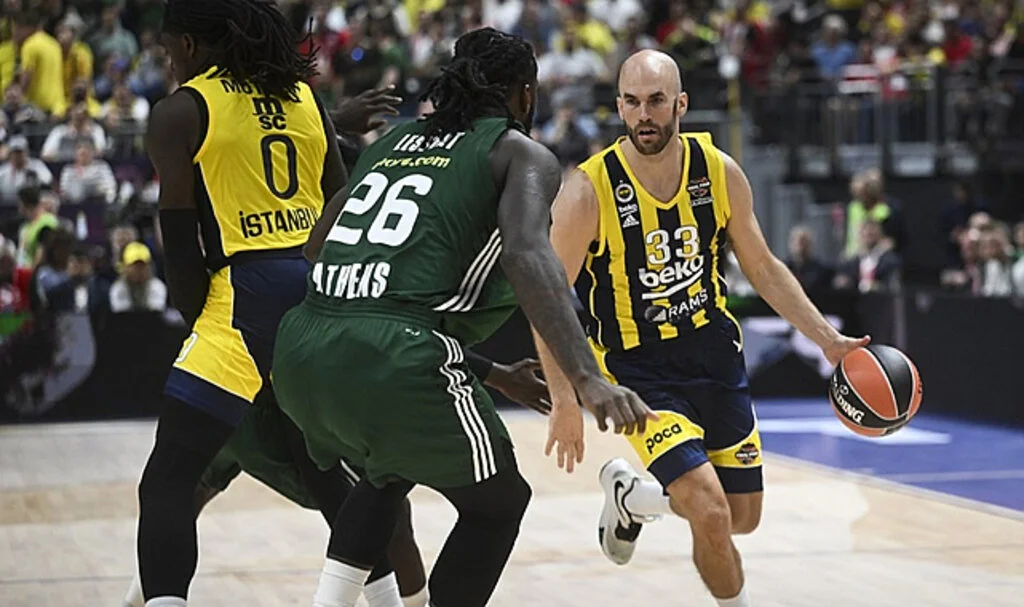 Fenerbahçe, EuroLeague'de Final Şansını Kaçırdı