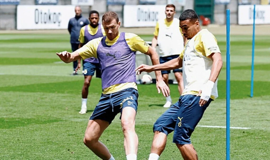 Fenerbahçe, Galatasaray Derbisinde Zafer Arıyor